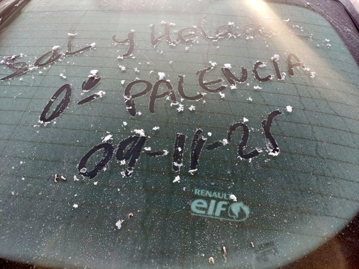 #Sol y #Frio 🥶🥶 desde #Palencia, 0° ni #frio ni #calor <a href="/ElTiempo_tve/">El Tiempo en TVE</a> <a href="/mbarreiro_tve/">Martín Barreiro</a> <a href="/ElTiempoA3/">El Tiempo de Antena 3</a> <a href="/tiempobrasero/">Tutiempo</a> <a href="/HimarGonzalez/">Himar González</a> <a href="/lasextameteo/">La Sexta Meteo</a> <a href="/alvaronavvv/">Álvaro Navarro</a> <a href="/fcocachometeo/">Francisco Cacho</a> <a href="/TiempoCyLTV/">El Tiempo en CyL</a> <a href="/MeteoredES/">Meteored España</a> <a href="/sibilafc/">Silvia Ferrer</a> <a href="/beapalencia13/">bea palencia</a> <a href="/palentino/">palentino 🌾🌈❣️</a> <a href="/aquilatierratve/">Aquí la Tierra</a> <a href="/tomeandres/">Andrés Tomé</a>