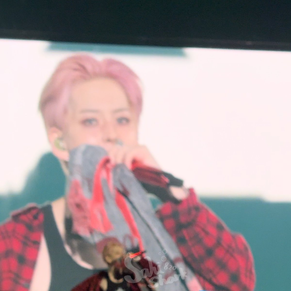 같은 수건이 계속 왔다갔다 우리 요사히🧣🤍

251109 Aichi 🐈‍⬛🐈
#ASAHI #아사히 #朝光 
#YOSHI #요시 #ヨシ 
#TREASURE #트레저 #요사히