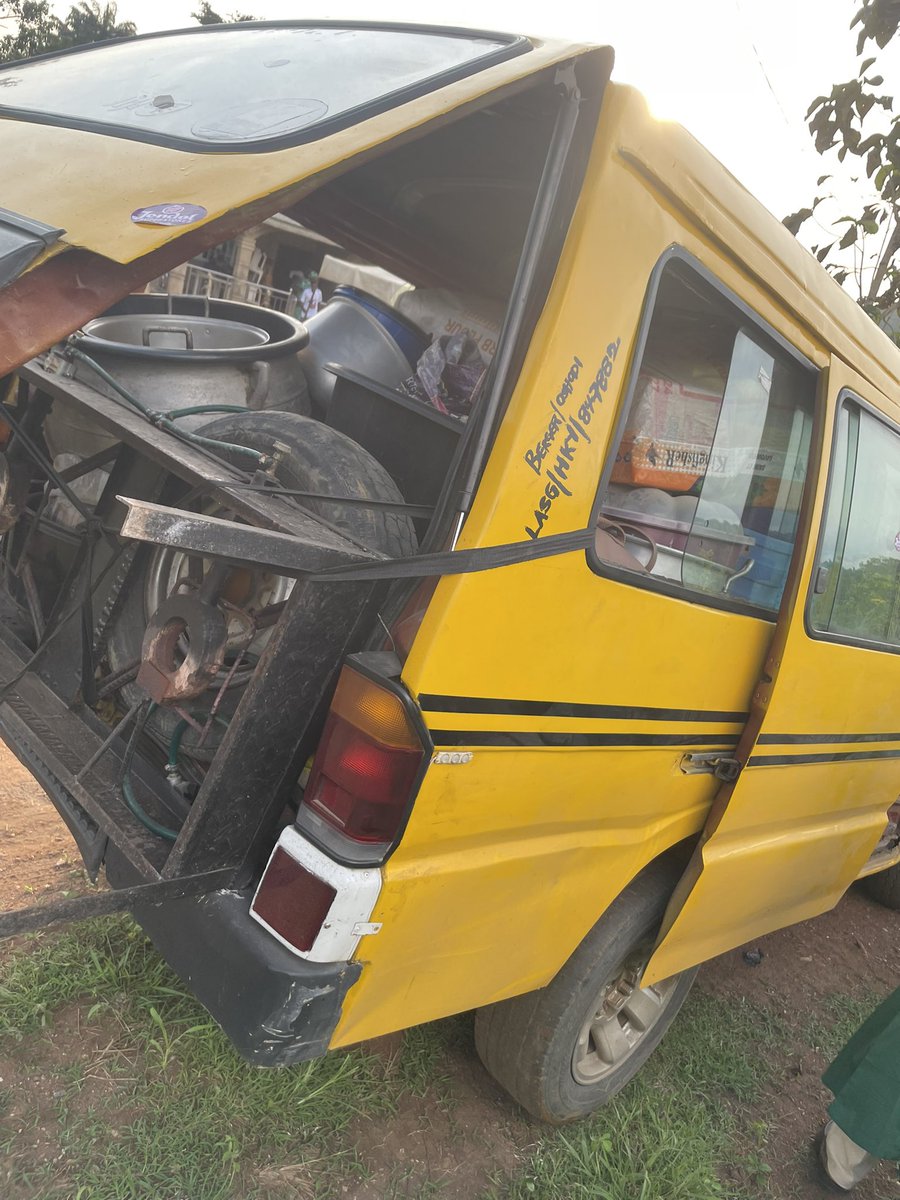 Bidemi1566's tweet image. We got another referral from X for owambe to and Fro Ife-Wara in osun state and we delivered 💯. Alhamdulilah for the journey mercy. To everyone that speaks for us, we appreciate you 🙏🏾