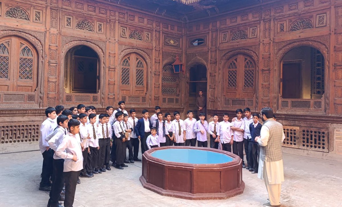 Students of Forward Grammar School, Peshawar City, visited Sethi House to experience the city’s architectural and cultural heritage. <a href="/KPDOAMOfficial/">DG Archaeology & Museums KP</a> encourages such visits to promote heritage awareness among students. 

#KPArchaeology <a href="/CSKPOfficial/">Chief Secretary Khyber Pakhtunkhwa</a>