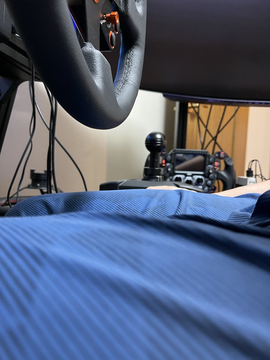 guts_game_7's tweet image. #AB9
 sim-lab p1x proのサイドマウントの高さを調整、大分下げる事に成功しました。
取付後はIパターンにしてテスト。

#outrun2006tweaks
15コースを流してました。

AB9めっちゃ重いので取付、凄い疲れるのよね💦