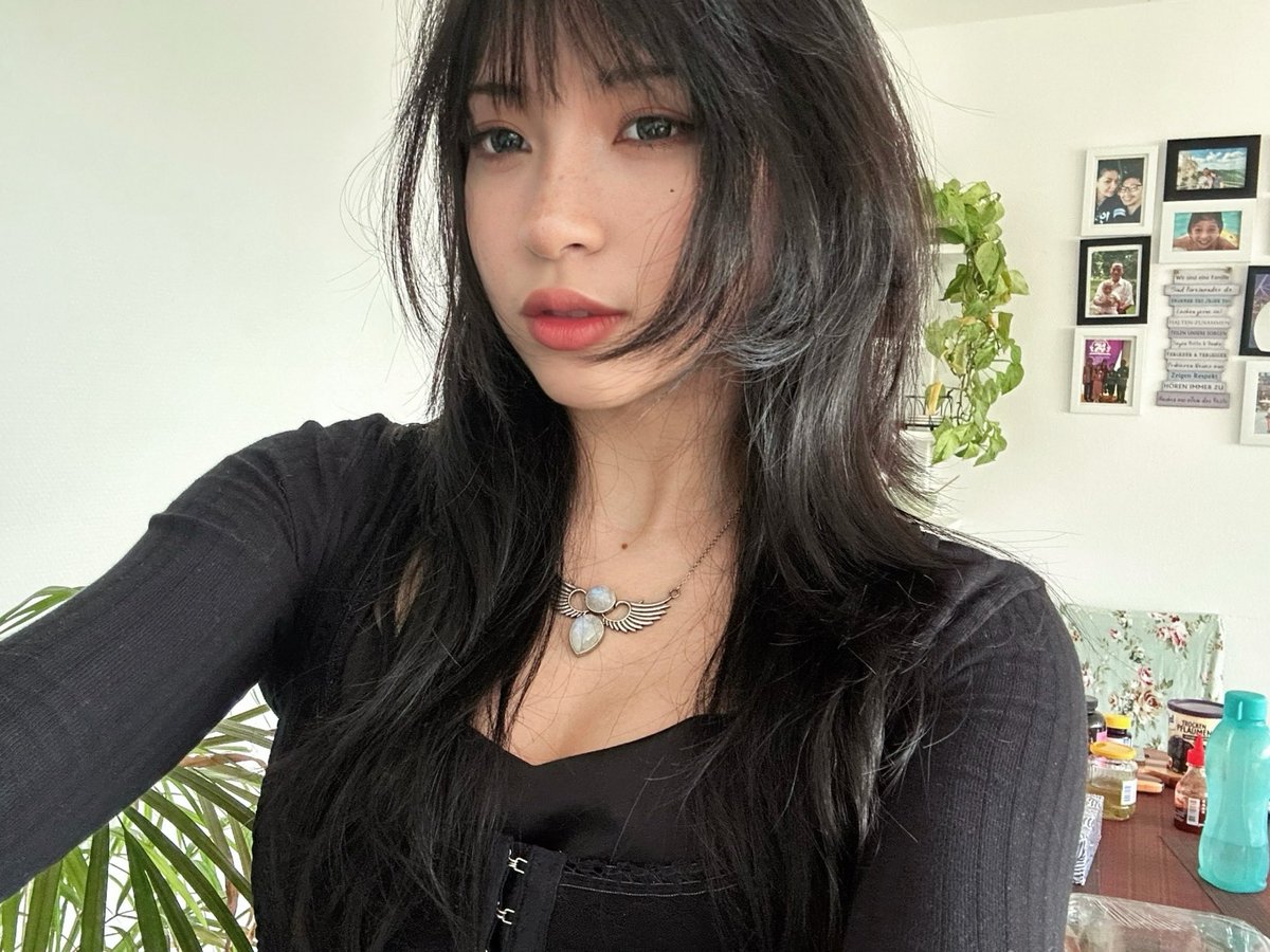 crucfxd's tweet image. /ᐠ - ˕ -マ࿔ lf moots .ᐟ ›

❤︎₊ ⊹ 𝘷𝘺𝘭𝘦𝘵𝘵𝘦 ୨ৎ
:¨ ·.· ¨:⠀ ˗ˋˏ 20, 𝘴𝘩𝘦/𝘩𝘦𝘳 ˎˊ-
`· .  𝘷𝘢𝘭, 𝘭𝘦𝘢𝘨𝘶𝘦, 𝘸𝘢𝘳𝘧𝘳𝘢𝘮𝘦 +

𝘮𝘥𝘯𝘪
♡ &amp;amp; ↻ - for moots !

#promotwt #moothunt #valtwt #gamingtwt #leaguetwt