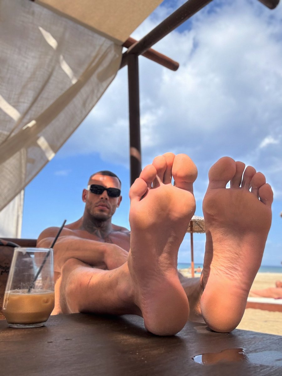 I bet you imagine massaging my feet right now…