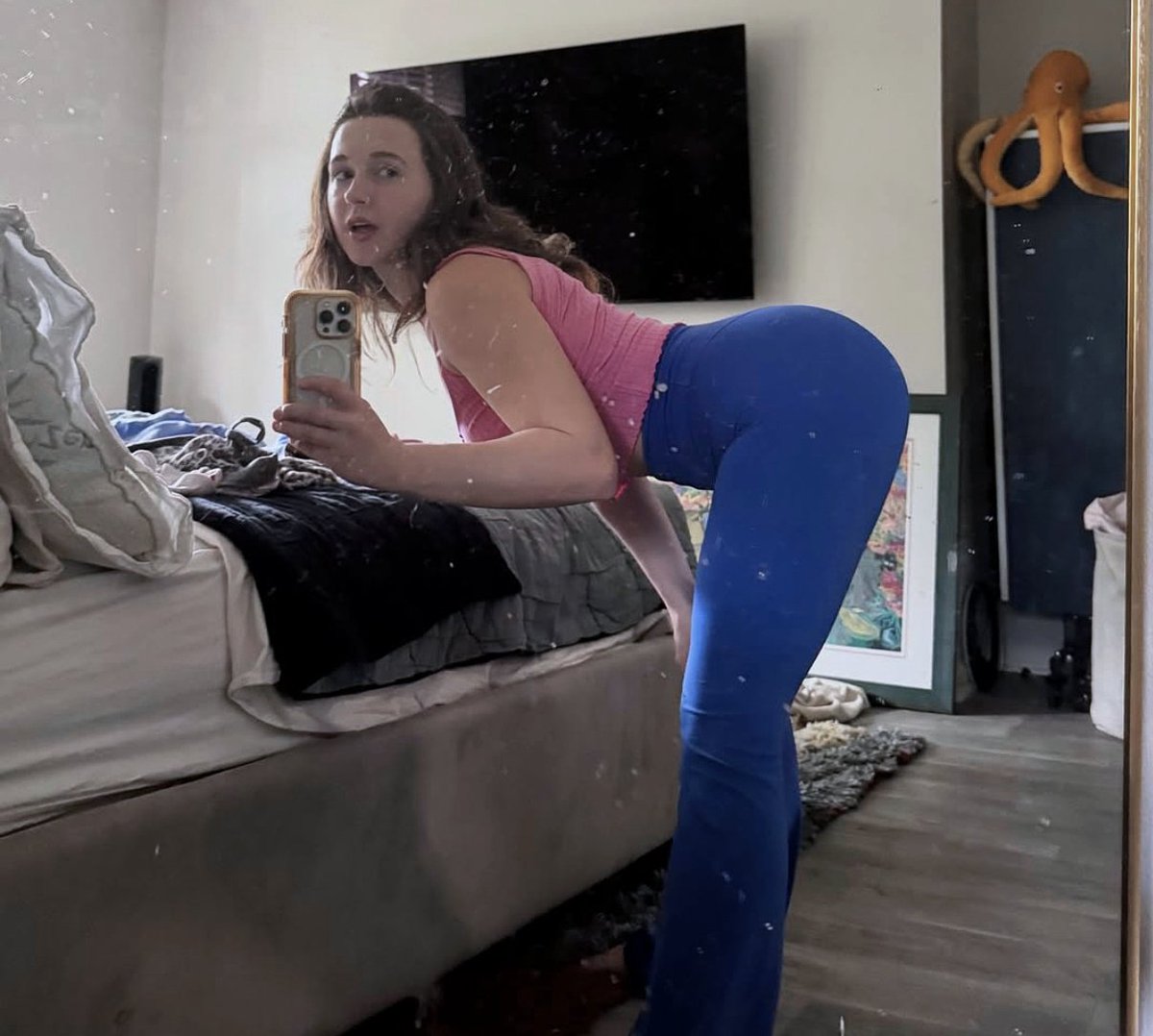 Vielleicht bin ich nicht die, die jeder will.
Aber zumindest bin ich nicht die, die schon jeder hatte!!! 🙌