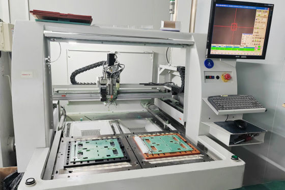 electronic_lb's tweet image. Jiejia Intelligent High-Efficiency PCB Depaneling Machine is Here! Automatic Programming and Operation, Precisely Cut SMD Thin Boards &amp;amp; Aluminum Circuit Boards, Improve PCB Cutting Precision and Reliability#PCBDepanelingMachine #HardwareDevelopment