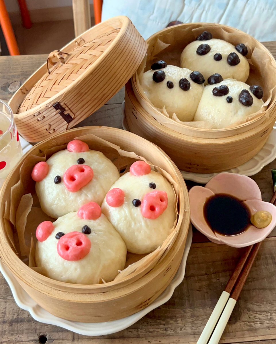 豚まんとパンダまんを作りました🐽🐼 できたてほかほか最高！