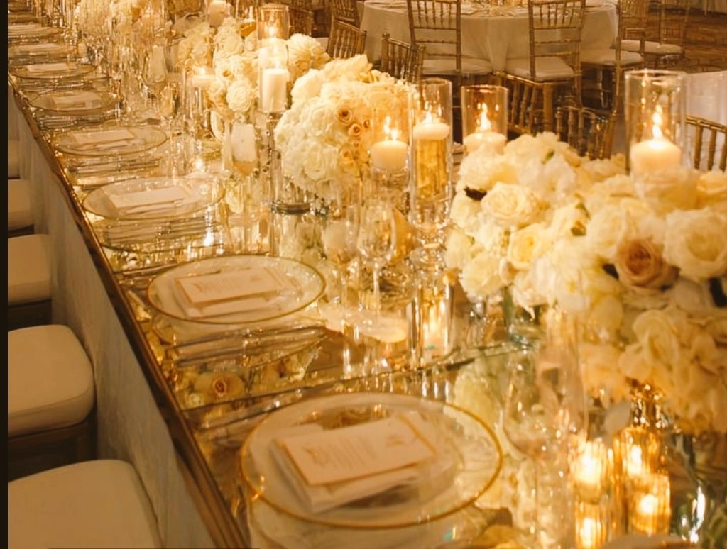 marcelaluqu's tweet image. Tipo así PN para la próx cenita de Estado...Fino, elegante y classy, esa es la tirada. #GETSOMEHELP😳 #PLEASE