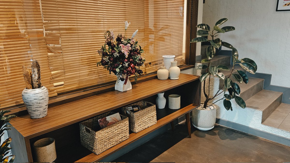 Inventory tweet media