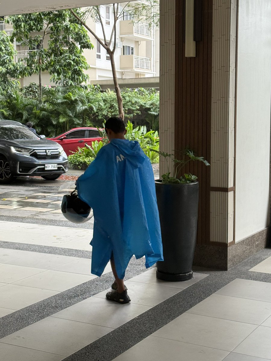 Papi_pup2020's tweet image. Don’t forget to tip your riders 😉