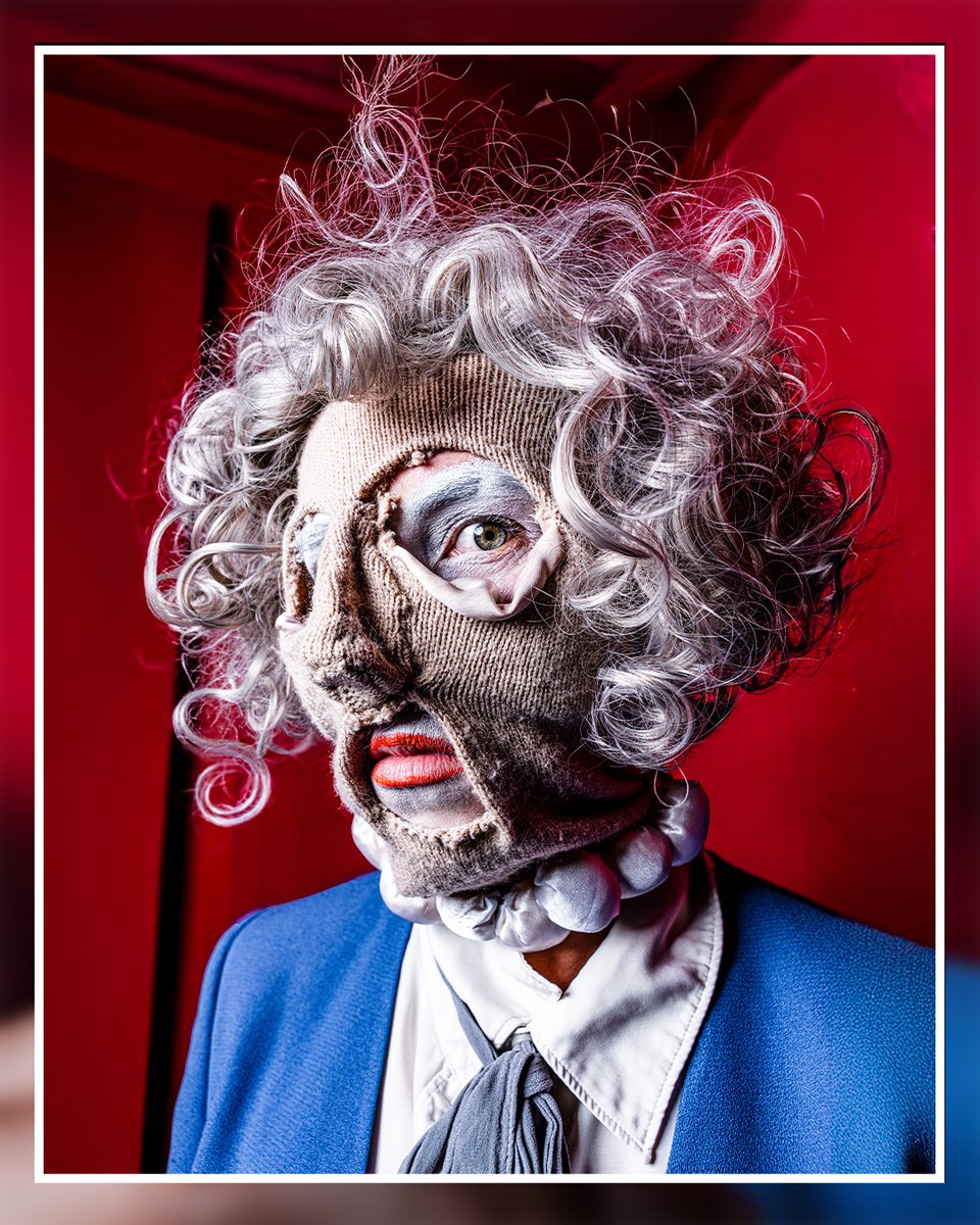 Lowlight_Baz tweet media