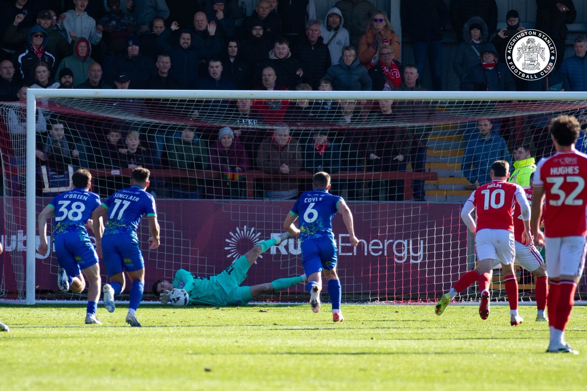Ollie Wright 🤝 saving penalties!

#asfc | #IndustryAndPrudenceConquer