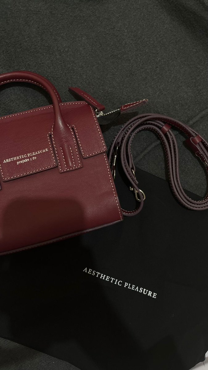 cloudeyss's tweet image. preloved aesthetic pleasure micro isolation maroon.
harga 985K - dm for more details!
#wts #wtb #zonauang