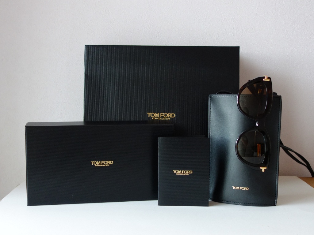 LOYDCLUB's tweet image. TOMFORD の特別なコレクション、その名も ICON COLLECTION - 最先端のデザインと卓越したクラフツマンシップが 融合したアイテム。ラグジュアリーと機能性を兼ね備え、洗練されたスタイルを実現します。どんなシーンでもあなたの魅力を引き立てます。ぜひお試しくださいね。　loydclub.hamazo.tv/e10088047.html