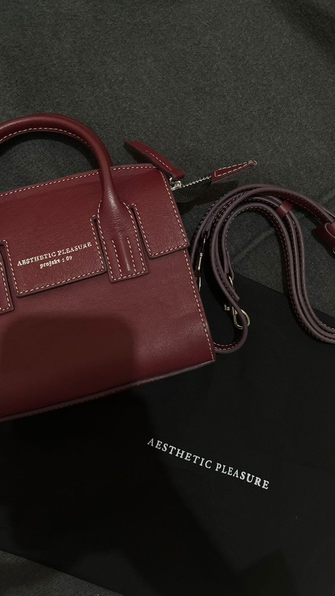 cloudeyss's tweet image. preloved aesthetic pleasure micro isolation maroon.
harga 985K - dm for more details!
#wts #wtb #zonauang