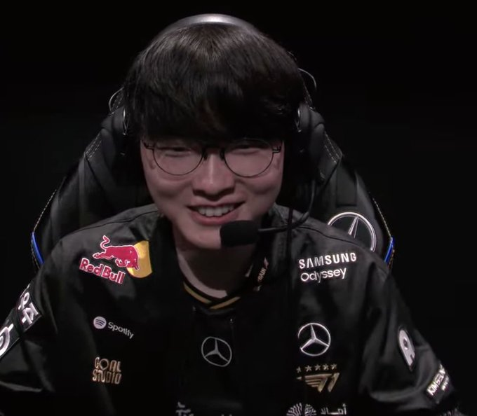 I got Faker over Jordan as far as GOATs go at this point, man. SIX? THREE IN A ROW? Absolutely insane dominance. 
Its also crazy how they seemingly always qualify last second and clutch out a world championship. Its just not fair. 🐐👑
(Guma is my MVP for the series though)