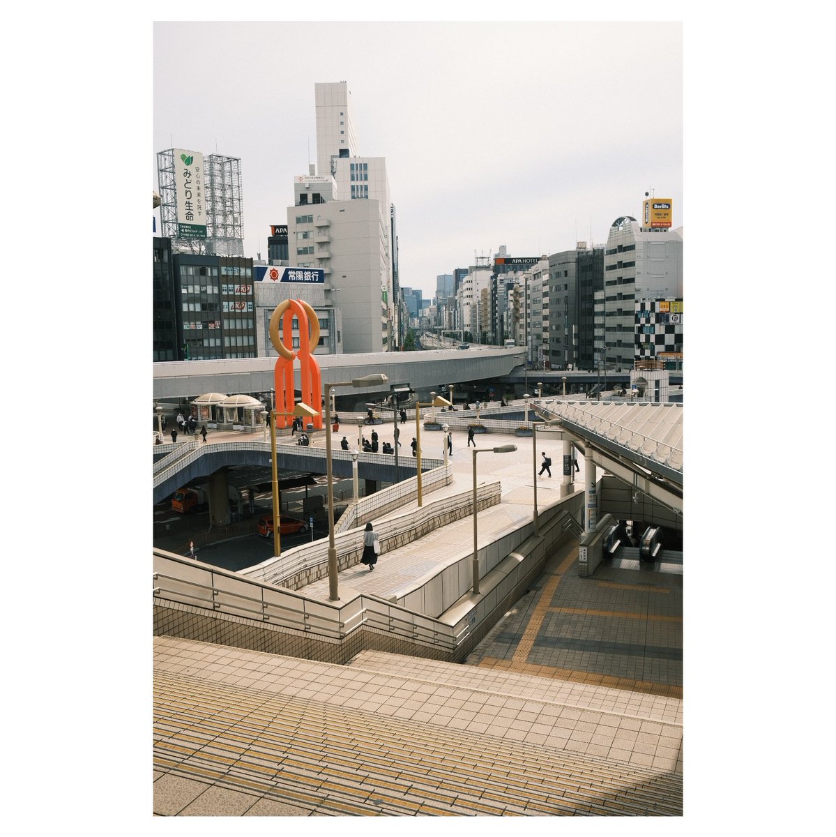 29 October 2025
Tokyo Ueno
📷 FUJIFILM X100V
FUJIFILM Superia 400 
#x100v #fujifilm_xseries #superia400