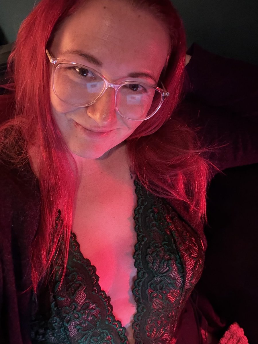 GoettinJane's tweet photo. Guten morgen na bereit für einen entspannten Sonntag? Dann hüpf schnell rüber 💋🔥

https://t.co/yVZp5OMJEr https://t.co/705TN92IrS