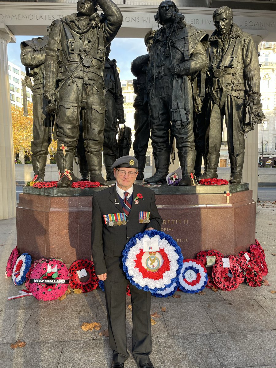 🇺🇦EE LIGHTNING🇺🇦 tweet media