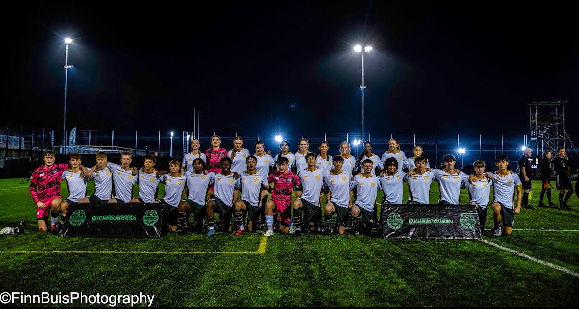 FootballGordon's tweet image. What an amazing night for school football and sport! ⚽️ Huge thank you to everyone who helped and supported in making this event so special for the players — inspiring our next generation of sports stars. 💫 #Football #SchoolSport #Inspiration @GordonsSch