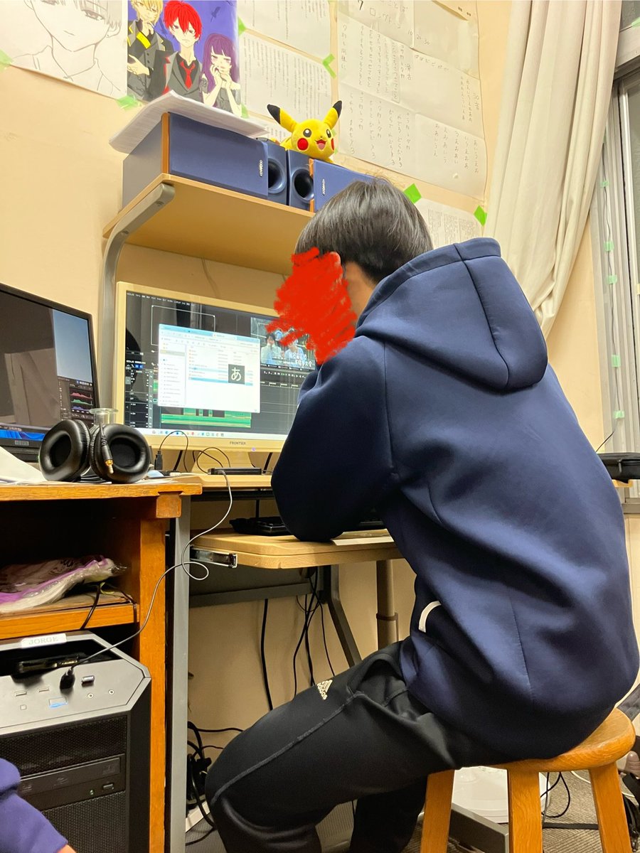 こちら明日修学旅行の2年生たちです
さぁどうした！番組が完成しません！！！