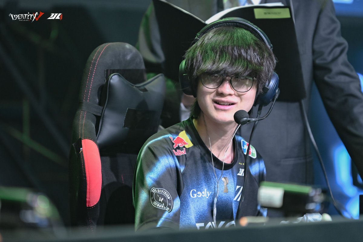 IdentityVChamp's tweet photo. #第五人格IJL
Passions for V · 2025 Fall🍁
レギュラーシーズンDay6
現場写真

ZETA
AWG

Live Now↓
https://t.co/maTnf8f0HJ

#2025秋季IJL
#第五人格
#IdentityV https://t.co/FRwNMrUfpa