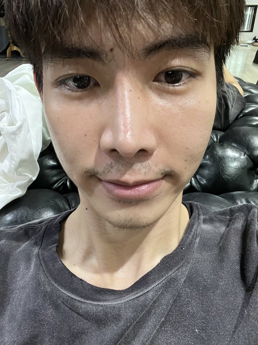 หนวดมาแย้ว