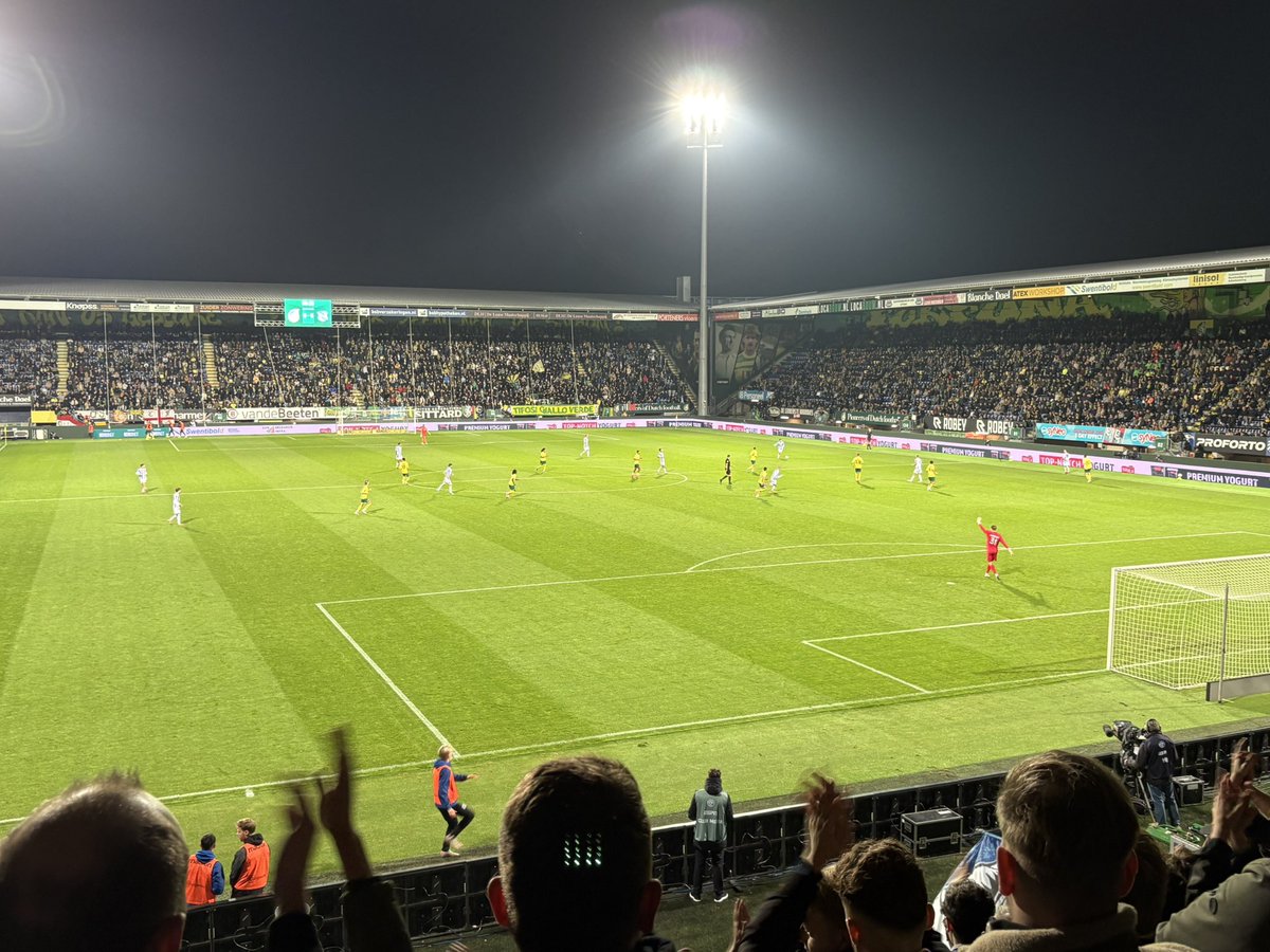 Even laten bezinken. Het is helemaal geen verkeerd team om achterna te reizen dit seizoen, maar je zou willen dat het nog net iets meer is dan dat. Helaas lijkt dat er wederom niet in te zitten. Het heeft iets, maar het mist ook iets. #forhee