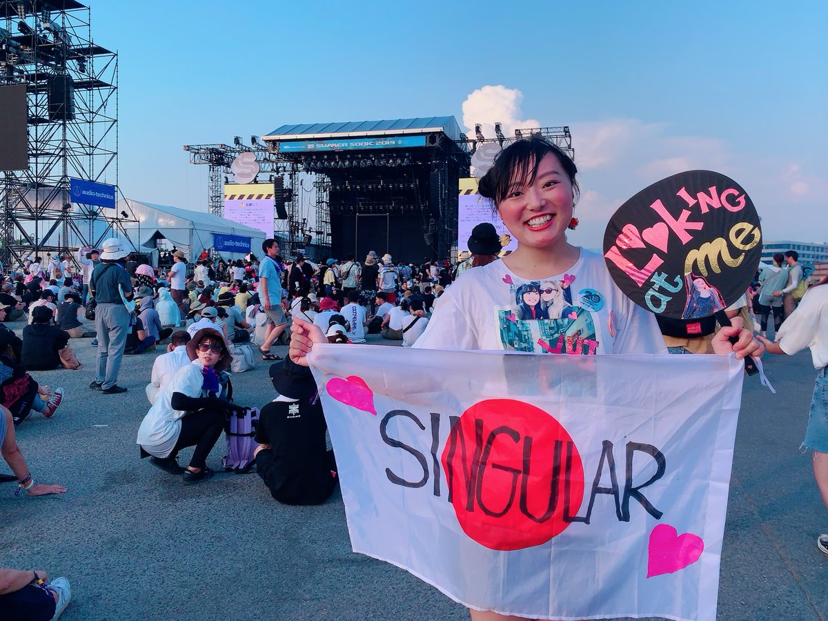 Sab_yuCifer626's tweet photo. Happy 7 years of #singularact1 🩶
It was the most memorable time with Sabrina! She came to Japan twice in 2019, and I went to 5 shows! It was so happy year for Japanese Carpenters 🥰 https://t.co/8YGcMNq76V
