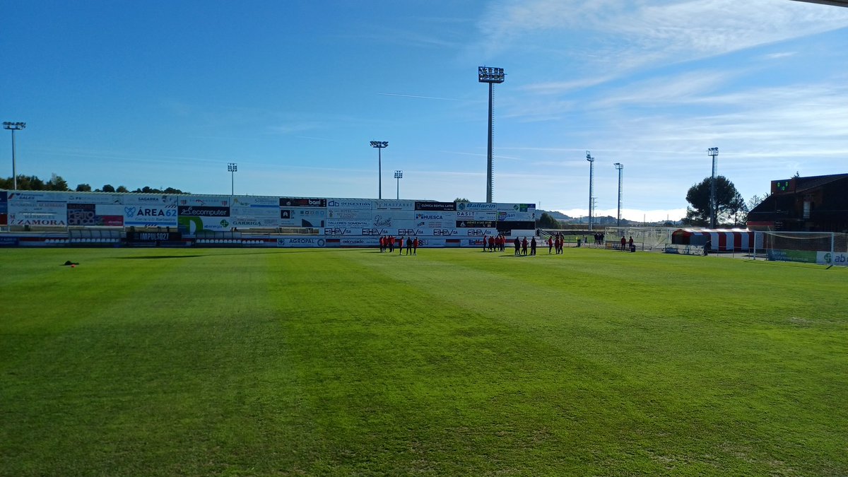 El <a href="/TerrassaFC/">Terrassa FC</a> ja trepitja la gespa del Municipal de Barbastro, on buscarà la primera victòria de la temporada a domicili.

📻 Ho expliquem a partir de les 11.45 h a la <a href="/RadioMTerrassa/">Ràdio Municipal de Terrassa</a>.