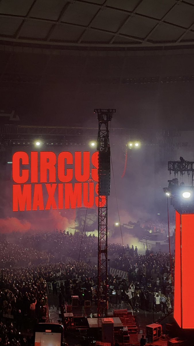 fly_weekend's tweet photo. Circus Maximus.🇯🇵
Legendary Night. https://t.co/mTTbc08g6Q