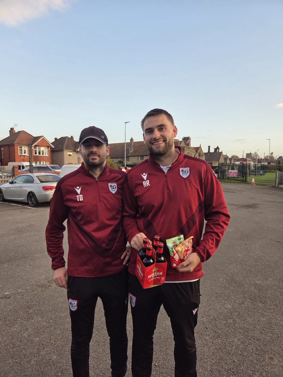 Rhostyllen FC tweet media