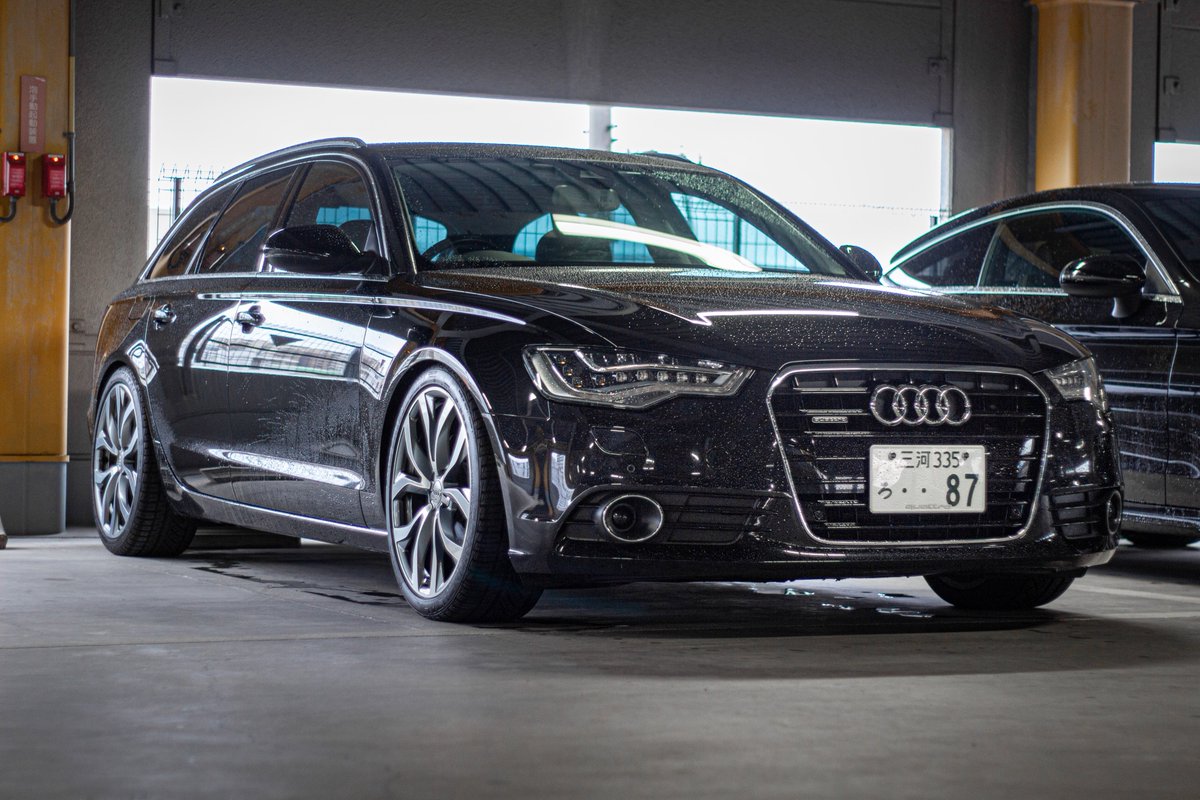 A6Avant_222's tweet image. モノの見事に&quot;純正でこれならいいのにな〜&quot;仕様

正直結構好き。
その仕様の時の過去車も擦ります