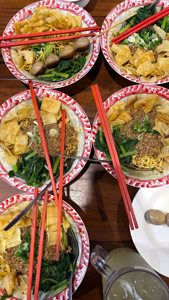 Nicoletta 刘. tweet media