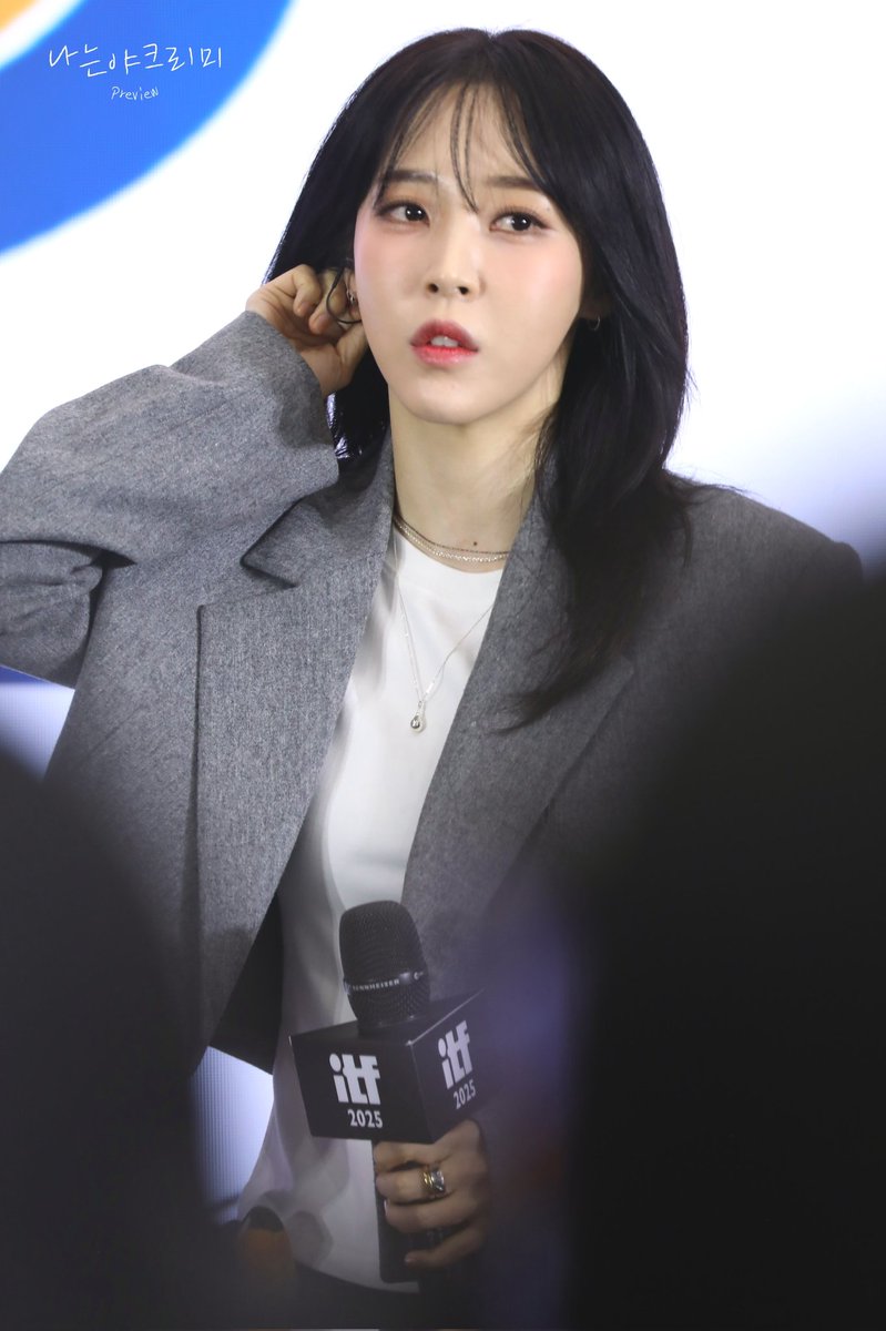 creamy_mmm0619's tweet image. 251109 마마무플러스 - 2025 대만 ITF 

너무 이쁘당~🫠

#마마무  #MAMAMOO #MAMAMOOplus 
#문별 #MoonByul #용콩별콩