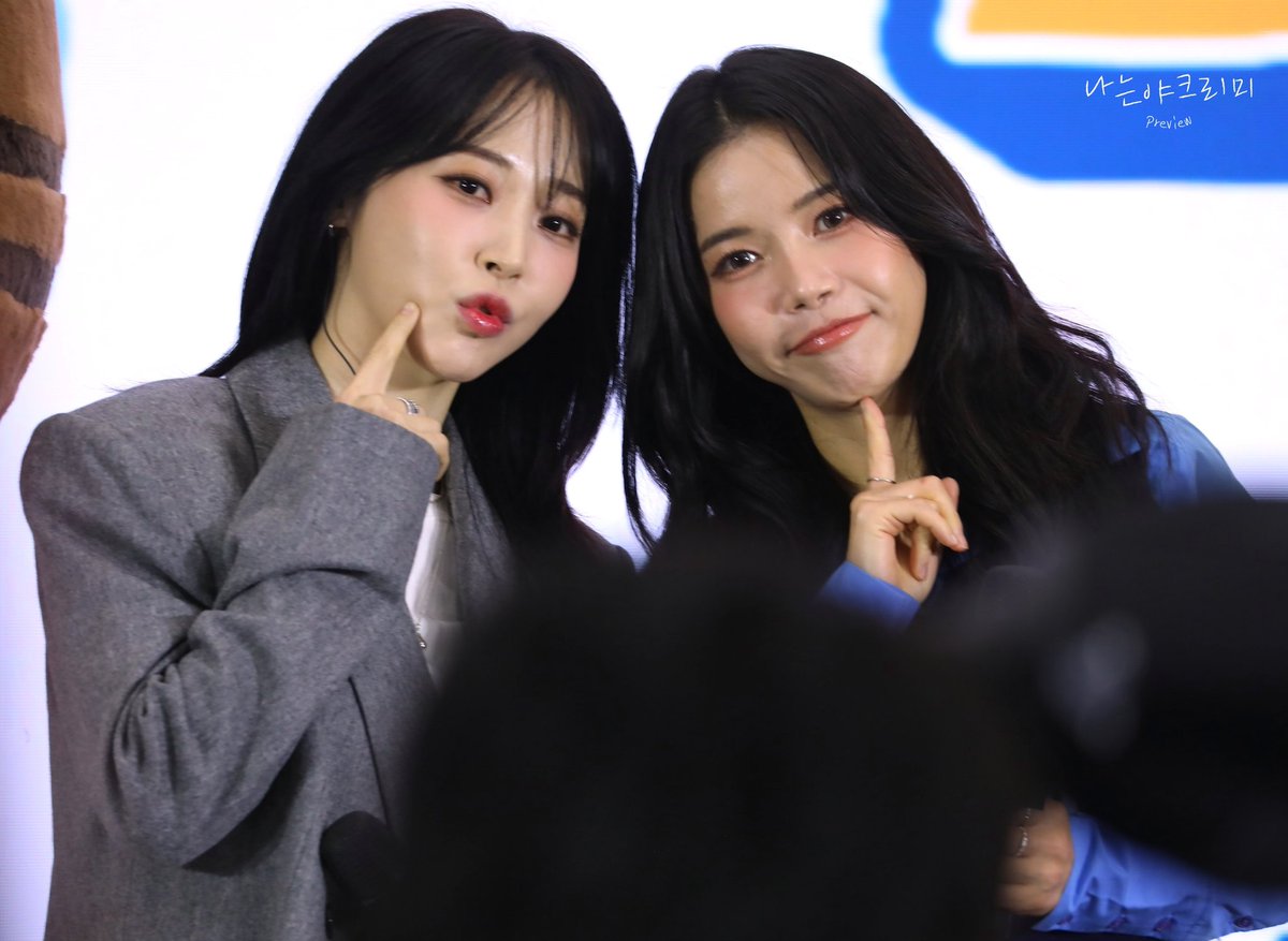 creamy_mmm0619's tweet image. 251109 마마무플러스 - 2025 대만 ITF 

너무 이쁘당~🫠

#마마무  #MAMAMOO #MAMAMOOplus 
#문별 #MoonByul #용콩별콩