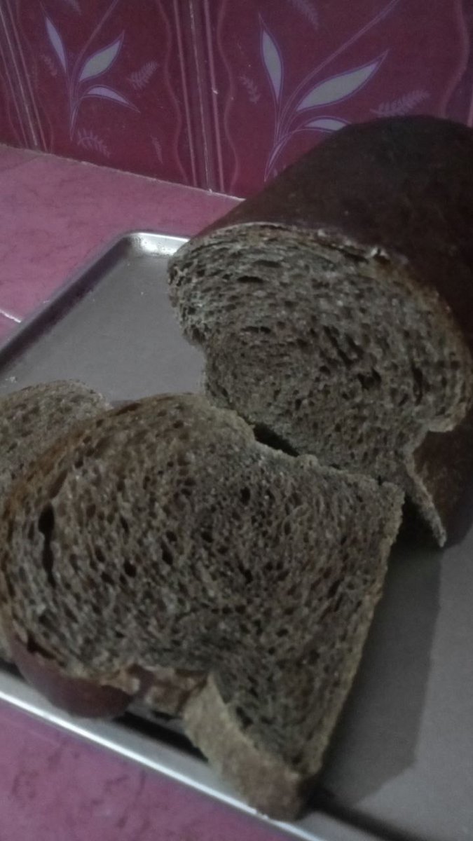 Gess minta bantu rt/like  dong, aku mau open PO Sourdough untuk pengiriman hari Rabu, ada Cranberry Cream Cheese, garlic cheese dan Shokupan 
Pengiriman dari Pasar Minggu Jakarta.. 

Soft Sourdough 🍞 
Makasih 🤗