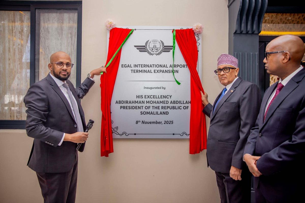President Abdirahman Irro Undertakes Official Visit to Ministry of Civil Aviation and Airports Developmenthttps://www.somaliland.com/news/president-abdirahman-irro-undertakes-official-visit-to-ministry-of-civil-aviation-and-airports-development