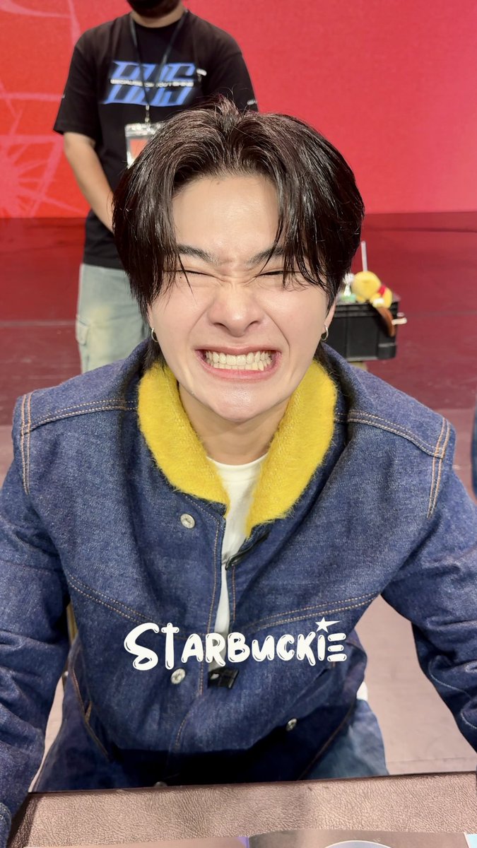 แต่ความรักที่ให้ได้ ก็ได้ให้น้องไทยไปหมดแล้ว😭😭😭😭😭😭❤️ 

#THAIchayanon #BUS_THEFIRSTALBUM_FANSIGN