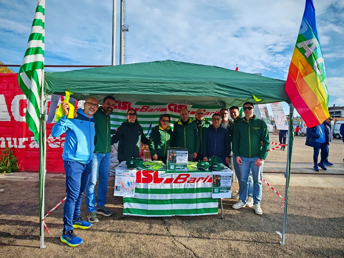 __giorgiaFiore's tweet photo. 🏃‍♀️ La #MaratonaPerLaPace oggi fa tappa ad Altamura per la X edizione del Trofeo “Correndo tra le Mura”. 💚🏳️‍🌈

Lo sport unisce e vince sempre!🌍💚

 #SosGaza #CISLBari #FilcaCISLBari #HappyRunnersAltamura https://t.co/srZpguSvR0