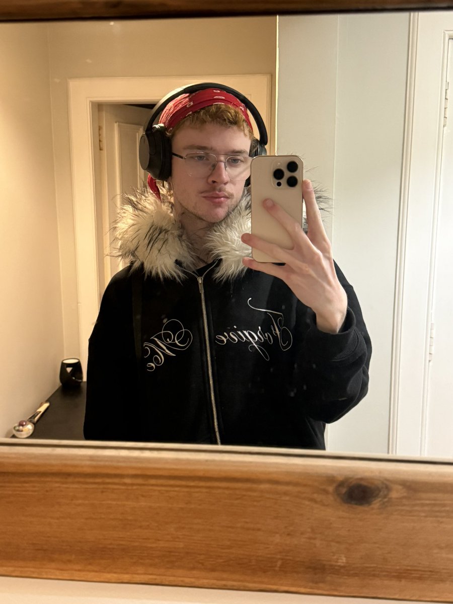 davaustin0's tweet photo. 🧊 https://t.co/VblkSvBzjZ