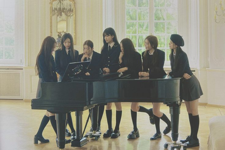 rhi ☎️ tweet media