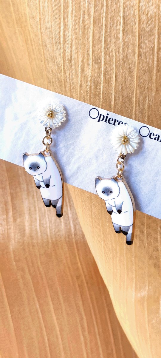 10/10までNO.2908✤失われた野生ねこ 雪の結晶 ハンドメイド チャーム