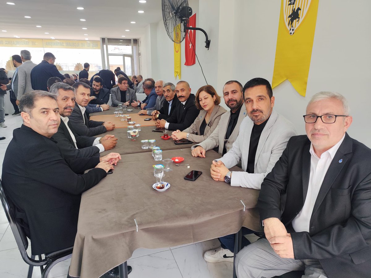 devran_kenc's tweet image. Partimizin temsiliyeti adına bugün Esenyurt‘ta bulunan Muş ili derneğinin açılışına Esenyurt ilçe başkanımız Sayın Ömer Karahan’la birlikte adına katılım gösterdik katıldık
@devapartisi @istanbuldadeva