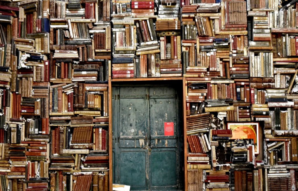 “İnsanın ulaşabileceği en yüksek etkinlik, anlamak için öğrenmektir; çünkü anlamak özgür olmaktır.”

Baruch Spinoza