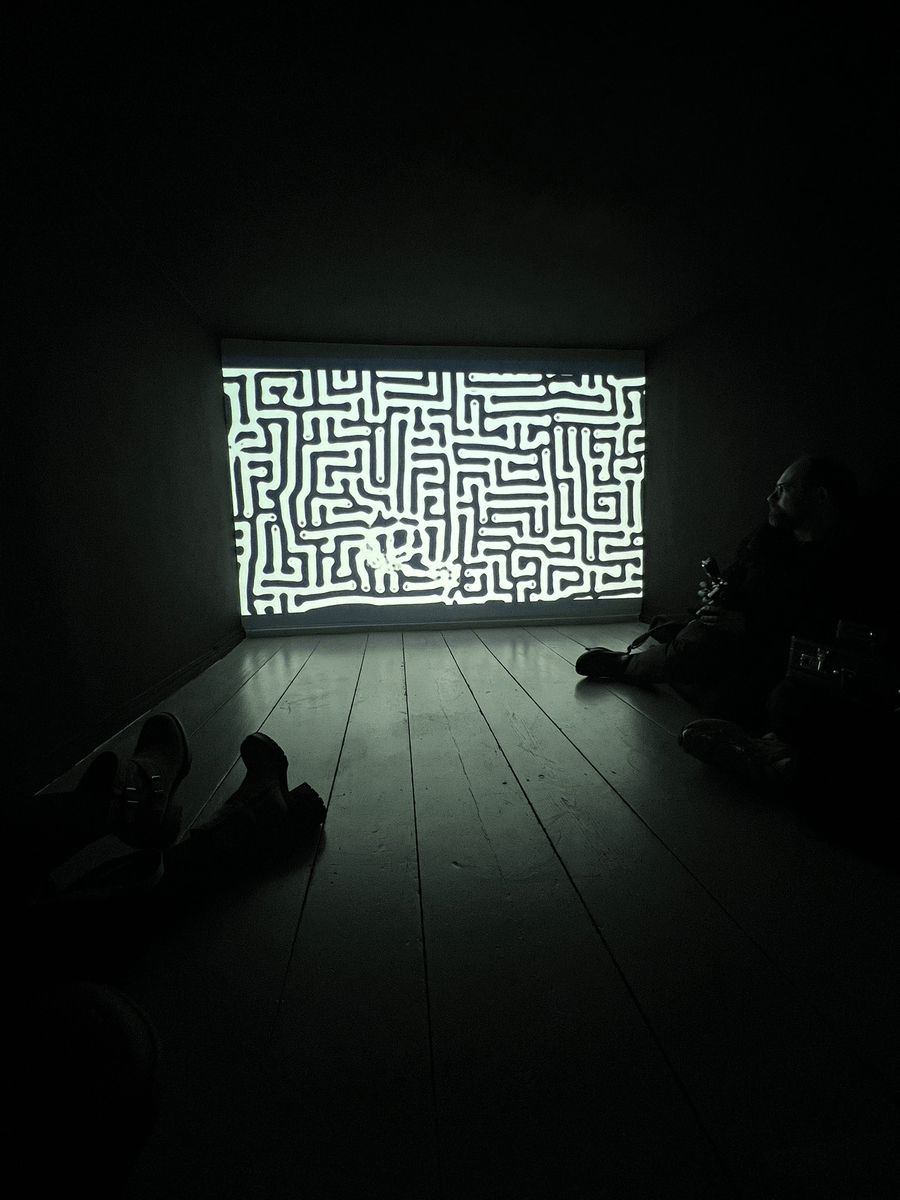 objktcom's tweet image. 𝗔𝗿𝘁 𝗼𝗻 𝗧𝗲𝘇𝗼𝘀: 𝗕𝗲𝗿𝗹𝗶𝗻 ✦ Day 4 (Sun, 9 Nov) ✦ — Final Day

Come by and soak in the final hours! @artontezos_ ✺

Catch up on some 𝗦𝗰𝗲𝗻𝗲𝘀 𝗳𝗿𝗼𝗺 𝗗𝗮𝘆 𝟯 ↓
▼ 𝙑𝙞𝙧𝙖𝙡 𝙄𝙢𝙖𝙜𝙚𝙨: 𝘾𝙞𝙧𝙘𝙪𝙡𝙖𝙩𝙞𝙤𝙣 𝙖𝙣𝙙 𝙋𝙤𝙬𝙚𝙧 via @Rrose_Selavy_11
▼…