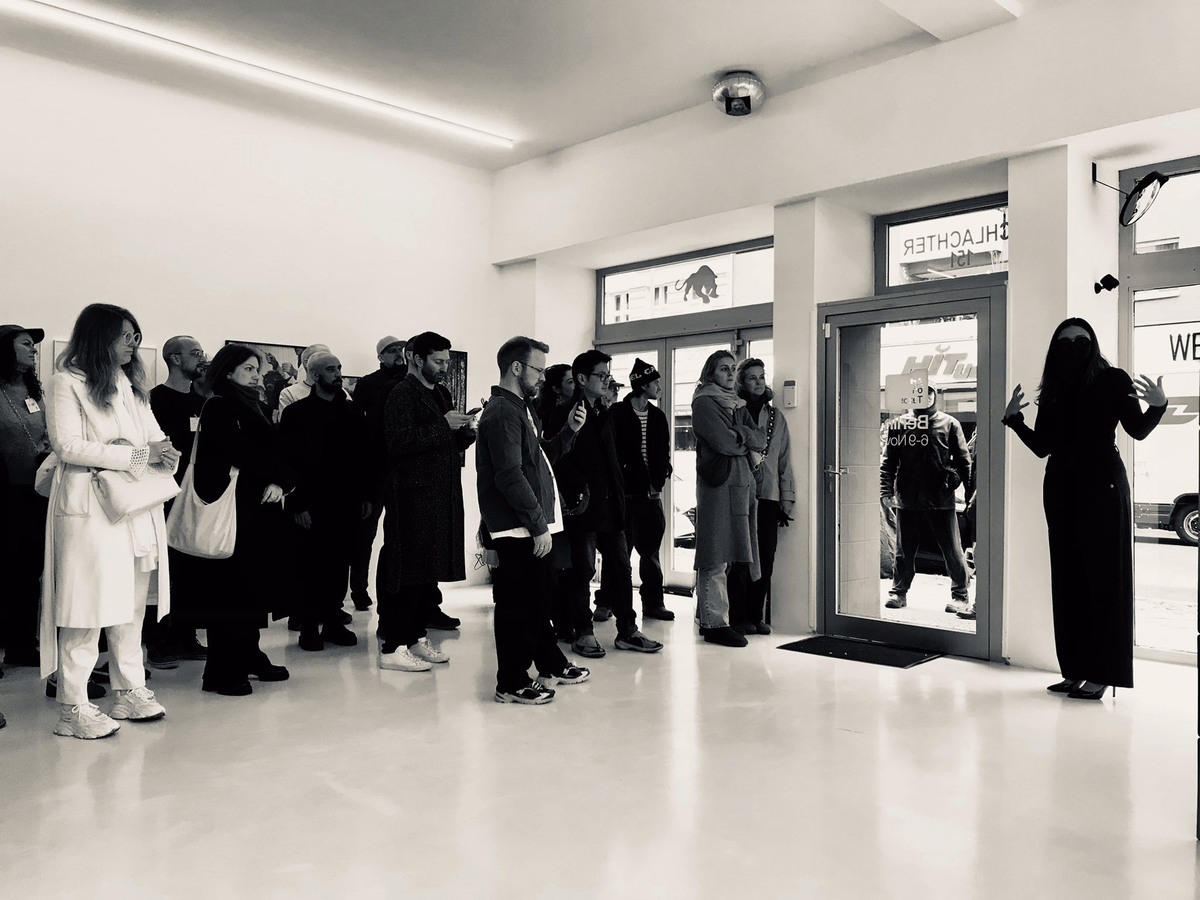 objktcom's tweet image. 𝗔𝗿𝘁 𝗼𝗻 𝗧𝗲𝘇𝗼𝘀: 𝗕𝗲𝗿𝗹𝗶𝗻 ✦ Day 4 (Sun, 9 Nov) ✦ — Final Day

Come by and soak in the final hours! @artontezos_ ✺

Catch up on some 𝗦𝗰𝗲𝗻𝗲𝘀 𝗳𝗿𝗼𝗺 𝗗𝗮𝘆 𝟯 ↓
▼ 𝙑𝙞𝙧𝙖𝙡 𝙄𝙢𝙖𝙜𝙚𝙨: 𝘾𝙞𝙧𝙘𝙪𝙡𝙖𝙩𝙞𝙤𝙣 𝙖𝙣𝙙 𝙋𝙤𝙬𝙚𝙧 via @Rrose_Selavy_11
▼…