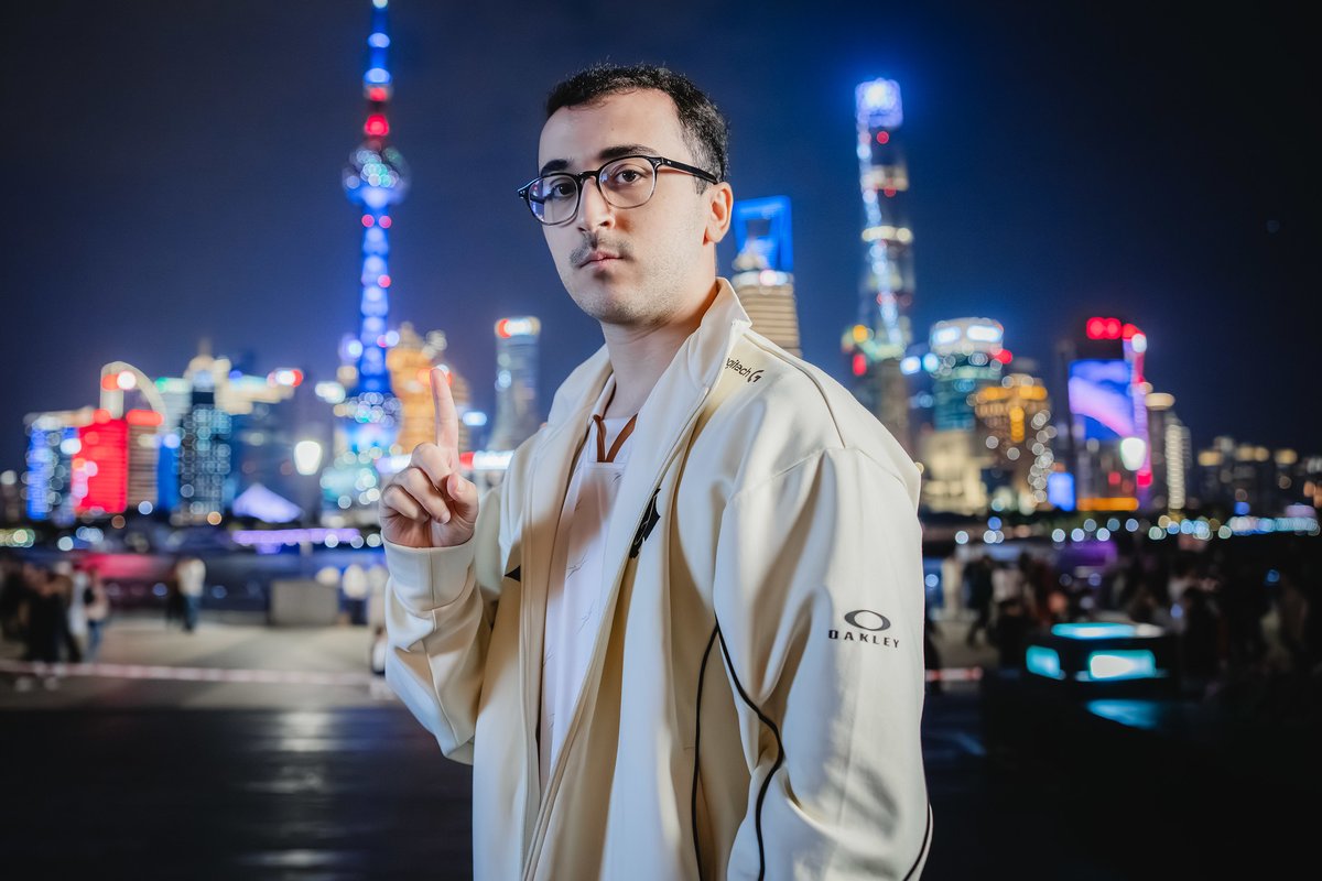 G2League's tweet image. MUNDO STILL 100% WR AT WORLDS, THE SKEWGOAT IMPACT 😤