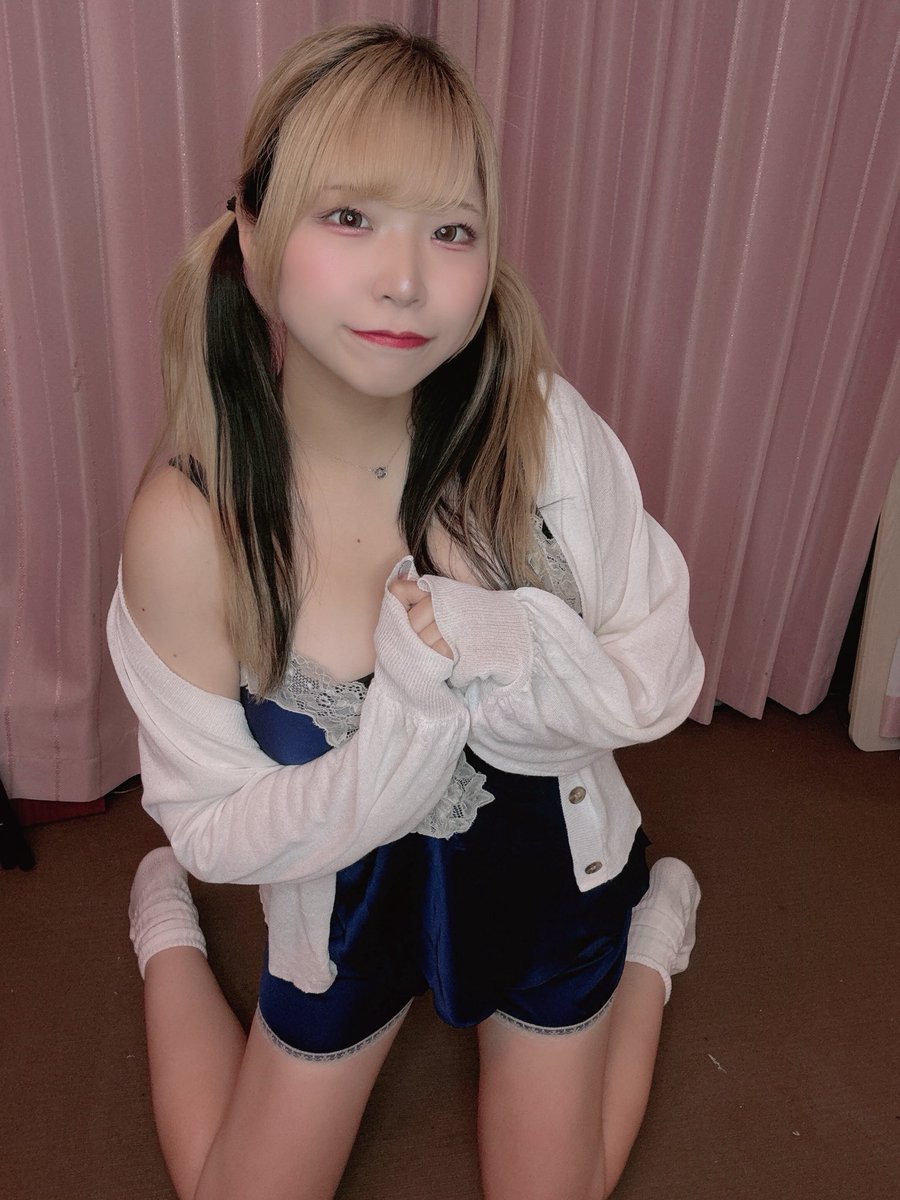 kokorisu🐿
います！バジャマ！！

予約チェキもできる！！