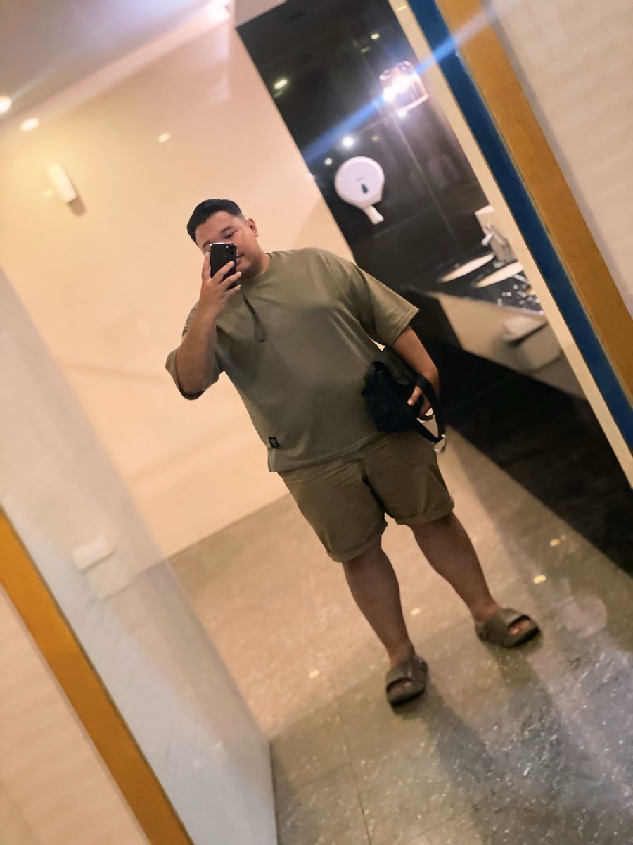 Mas-mas 120kg dalam tema ijo lumut.