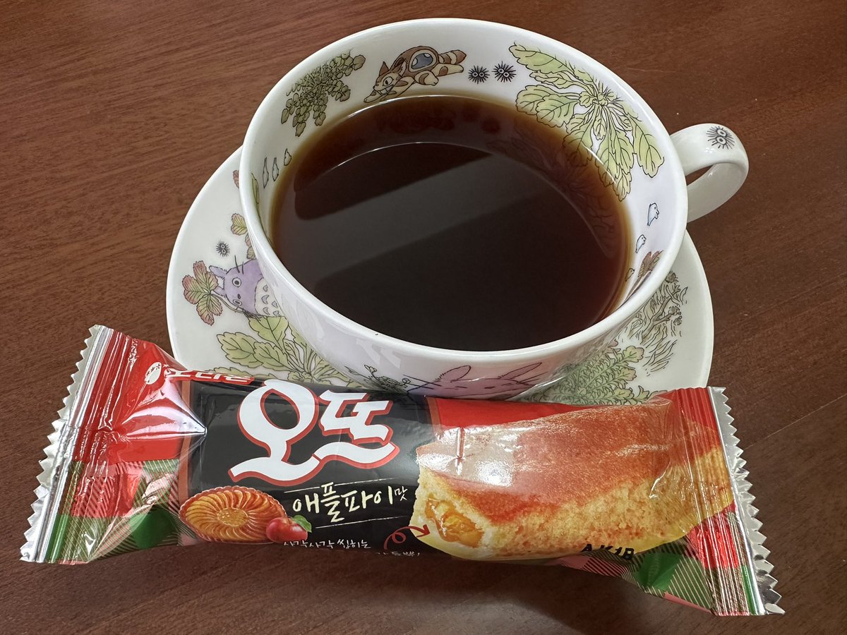 오리온은 오뜨 애플파이맛을 상시 판매하라.
